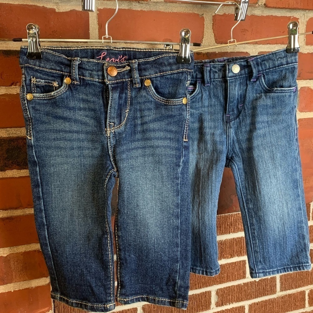 Levi’s Jeans Lot  of 2 Size 4 Stretch Waist